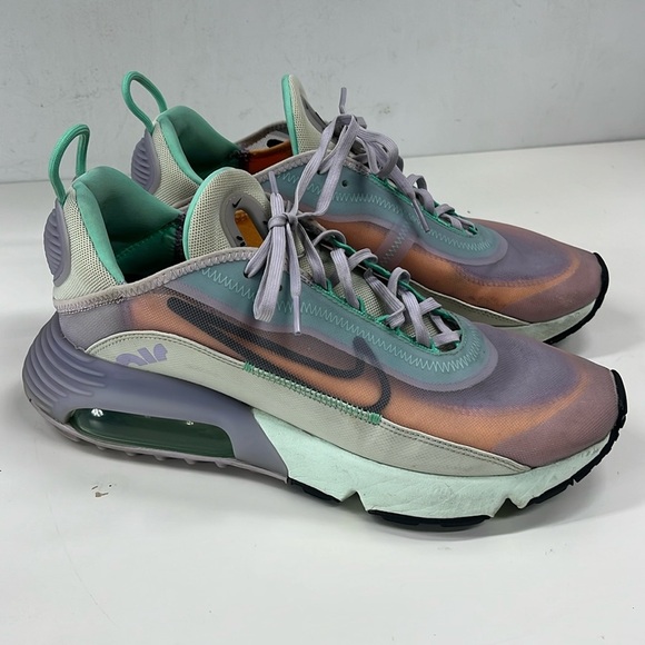 Nike Air Max 2090 Women's Shoe Easter Size 11 - Picture 1 of 8